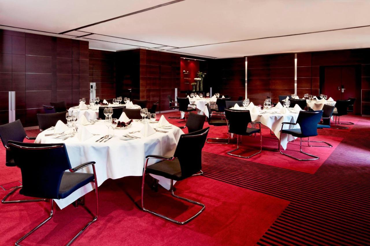 Sheraton Duesseldorf Airport Hotel Екстериор снимка