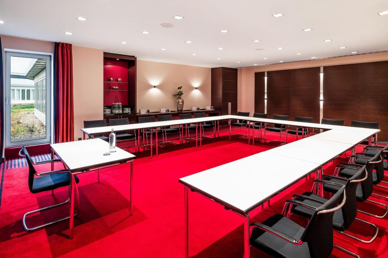 Sheraton Duesseldorf Airport Hotel Екстериор снимка
