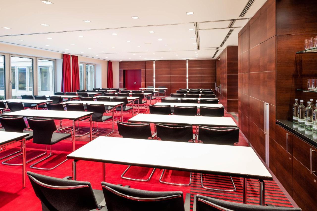 Sheraton Duesseldorf Airport Hotel Екстериор снимка